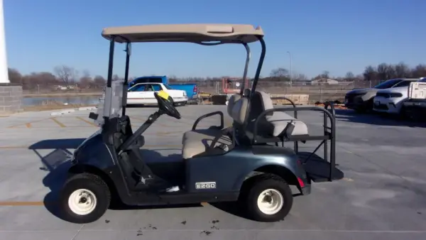 E Z GO Electric Golf Cart