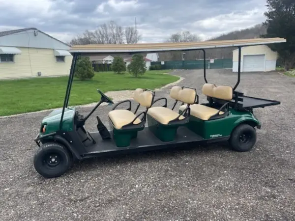 Cushman Shuttle Electric Golf Cart