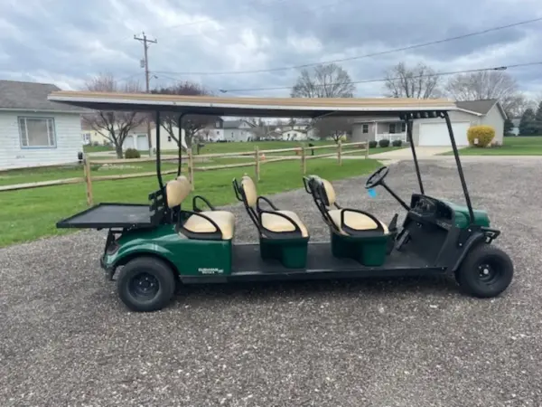 Cushman Shuttle Electric Golf Cart