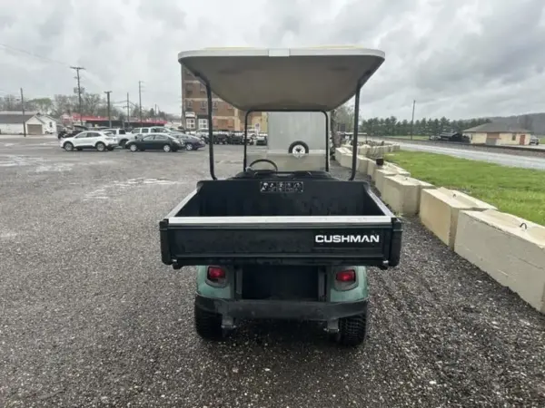 Cushman Shuttle Electric Seater Golf Cart