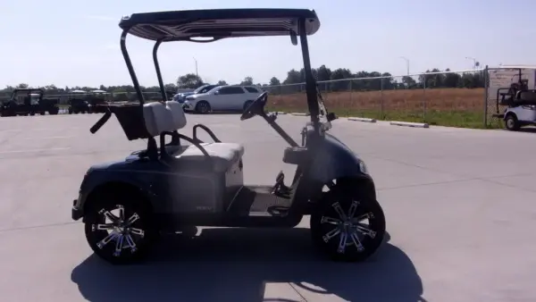 E Z GO Freedom RXV (PTV) ELiTE Golf Cart