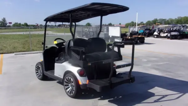 E Z GO Valor Electric Golf Cart