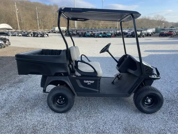 Cushman Hauler X Gas Golf Cart