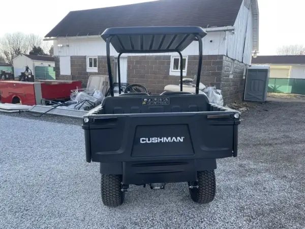 Cushman Hauler X Gas Golf Cart