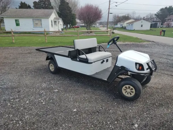 Cushman Shuttle Gas Golf Carts