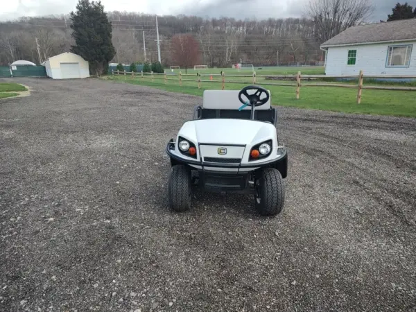 Cushman Shuttle Gas Golf Carts